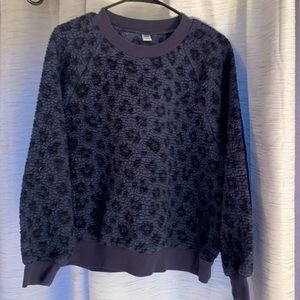 Loose cozy sherpa sweatshirt